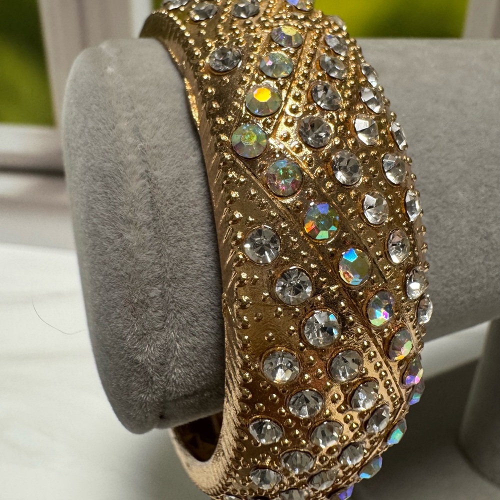 Boutique Gold Crystal Bangle Bracelet - Picture 5 of 17